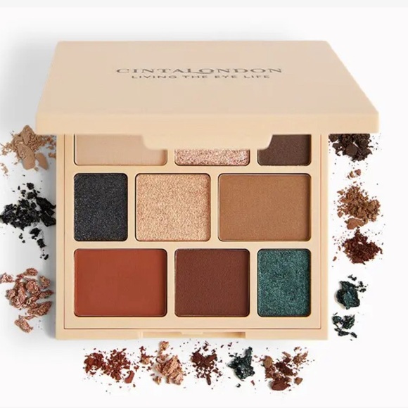 CintaLondon Other - Cintalondon Eyeshadow Palette